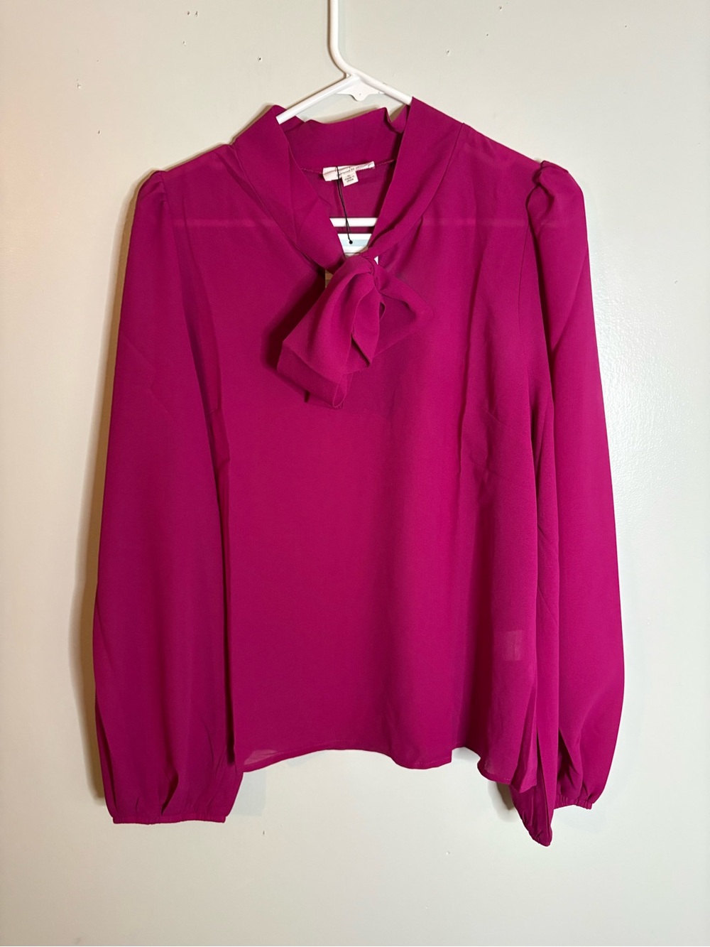 Women's Tulip B Blouse - Picture 2 of 7